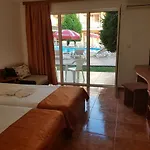 Sun Хотел 2*